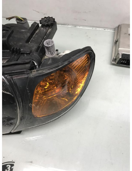 Optique avant secondaire gauche (feux)(clignotant) BMW SERIE 3 (E46) 