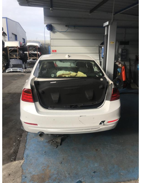 Fusee arriere gauche BMW SERIE 3 F30 PHASE 1 Diesel