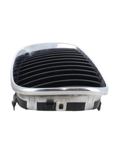 Grille de calandre droite BMW SERIE 1 E87 PHASE 1 Essence