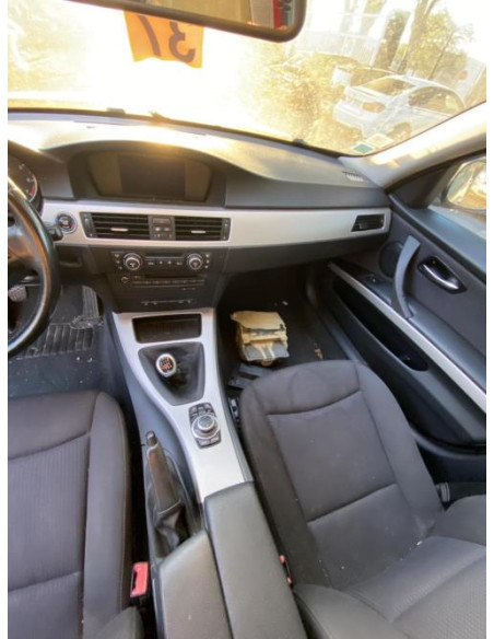Poignee d'ouverture de capot BMW SERIE 3 E90 PHASE 2 Essence
