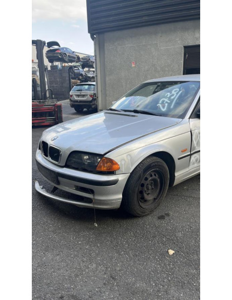 Cache moteur  BMW SERIE 3 E46 PHASE 1 Diesel