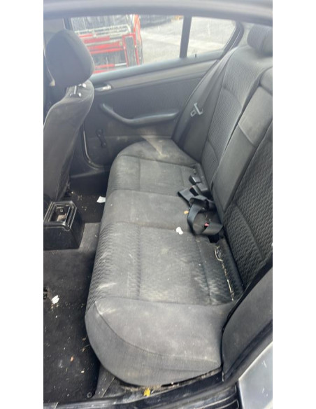 Cache moteur  BMW SERIE 3 E46 PHASE 1 Diesel