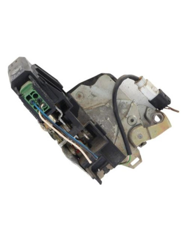 Serrure arriere gauche BMW SERIE 7 E38 Diesel