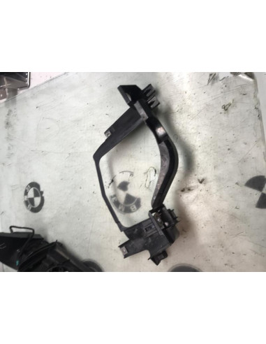 Support de phare gauche (tôle) BMW SERIE 5 (E60) PHASE 1 
