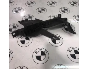 Support de phare gauche (tôle) BMW X3 E83 PHASE 2 Diesel 2