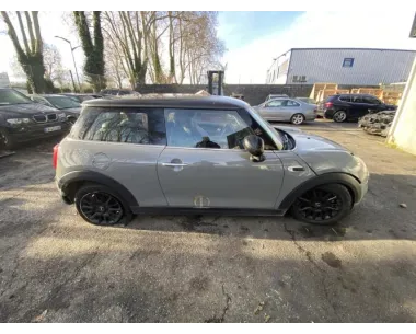 Extension d'aile arriere droit MINI MINI 3 F56 PHASE 1 Essence