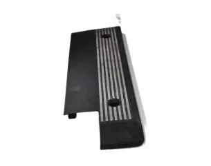 Cache moteur  BMW SERIE 3 E46 PHASE 1 Essence