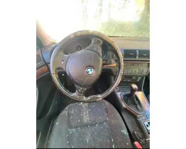 Pare boue avant gauche BMW SERIE 5 E39 PHASE 1 Essence