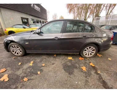 Garniture porte avant droite BMW SERIE 3 E90 PHASE 1 Diesel
