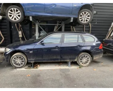 Support de phare gauche (tôle) BMW SERIE 3 E91 TOURING PHASE 1 BREAK Diesel