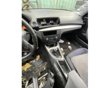 Poignee porte arriere droit BMW SERIE 1 E87 PHASE 2 Diesel