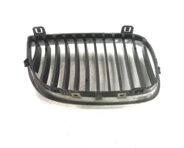 Grille de calandre gauche BMW SERIE 1 E81 