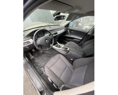 Vitre avant gauche BMW SERIE 3 E90 PHASE 2 Essence