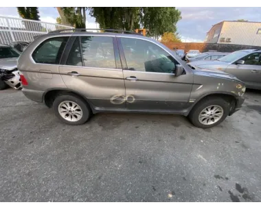 Extension d'aile arriere droit BMW X5 E53 Diesel