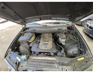 Verin de capot BMW X5 E53 Diesel 2
