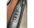 Fusee avant droit BMW SERIE 1 E88 CABRIO Essence